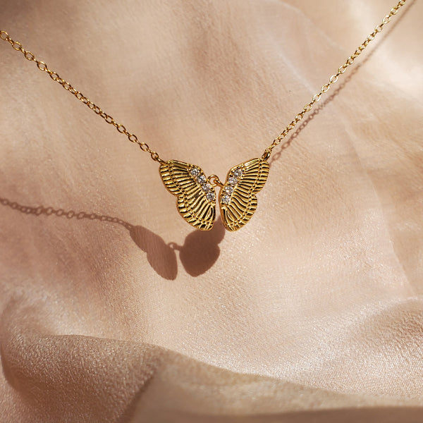TANIA NECKLACE - BUTTERFLY PENDANT NECKLACE