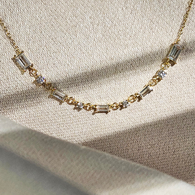 SEVYN NECKLACE - MULTI CRYSTAL DANITY NECKLACE