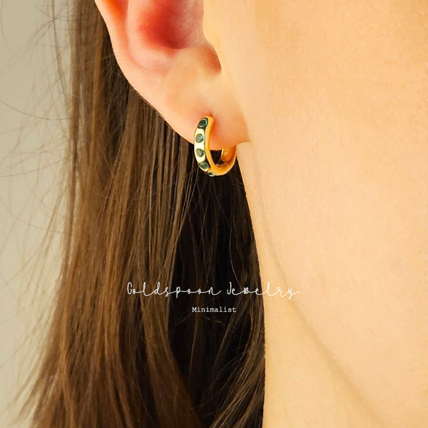 EMERALD DOTS ACCENTED HUGGIE EARRINGS - CAMRYN EARRINGS
