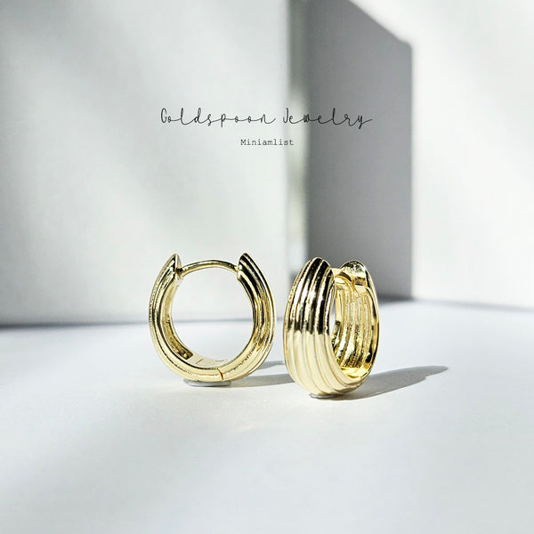 SOFIA EARRINGS - TEXTURED DOME CHUNKY HOOP EARRINGS