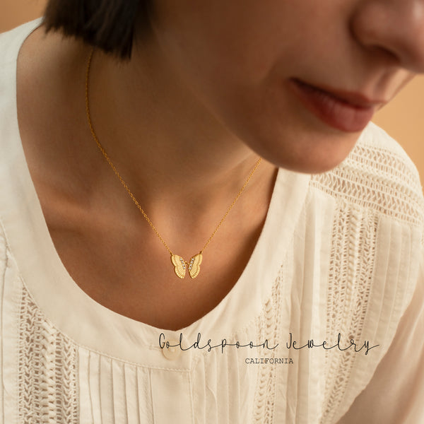 TANIA NECKLACE - BUTTERFLY PENDANT NECKLACE