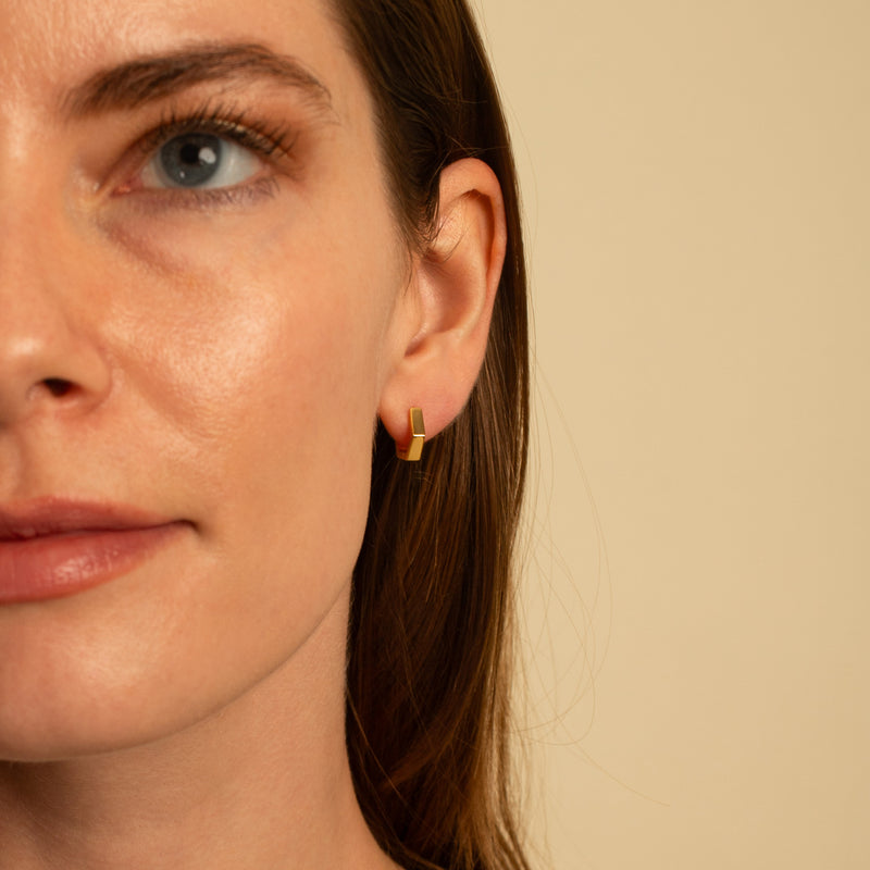 VICTORIA EARRINGS - HEXAGON HUGGIE HOOP EARRINGS